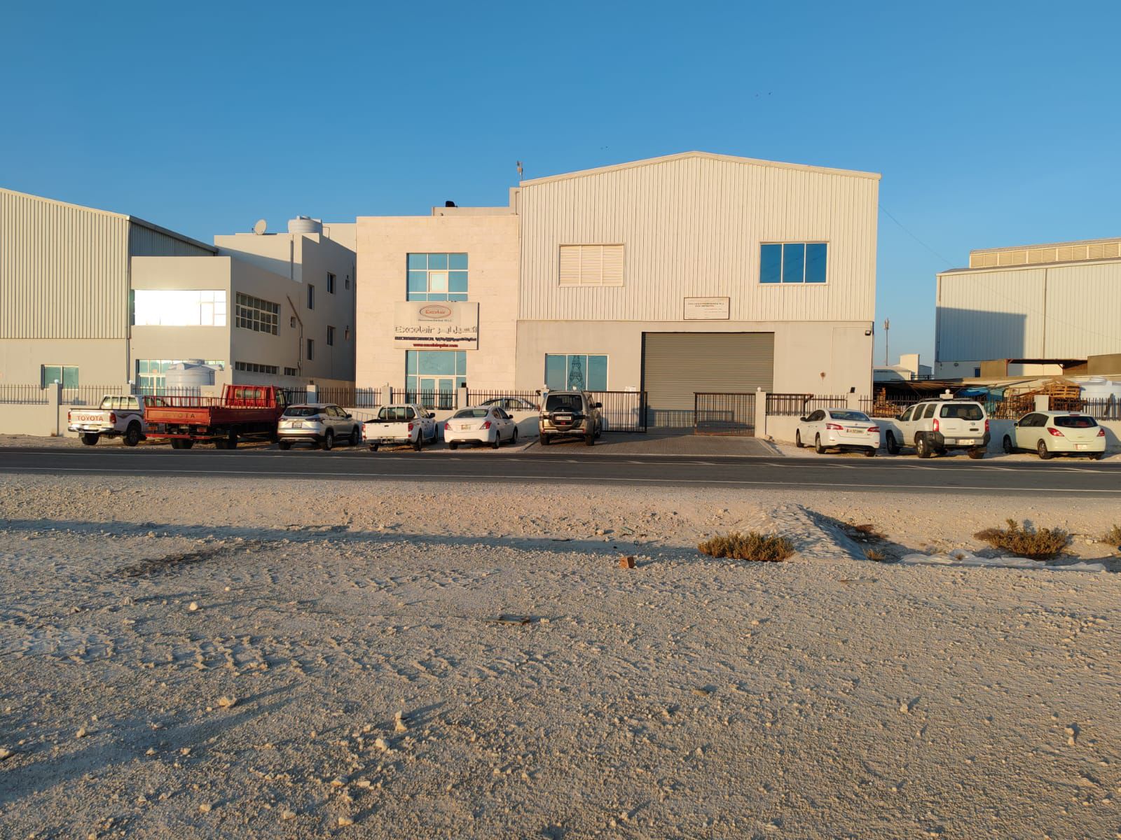 لماذا تعتمد شركات المقاولات في قطر على مورد واحد لمنتجات HVAC؟